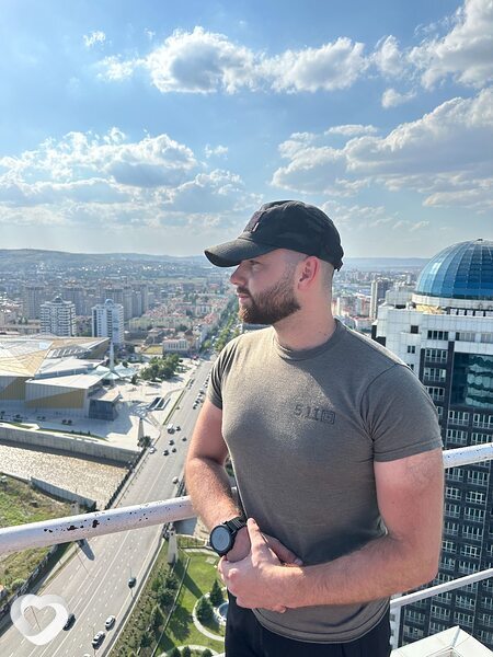 Антон, 30, Минске — анкета №1018538