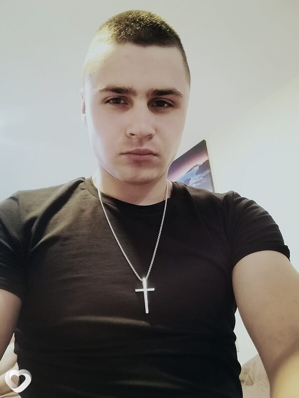 Алексей, 22, Иркутске — анкета №1019392