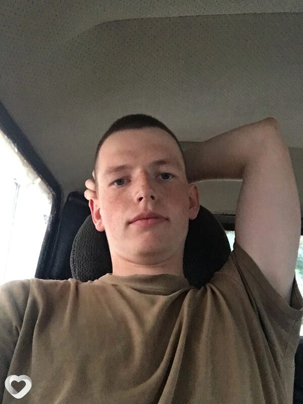Денис, 22, Коломне — анкета №1020007