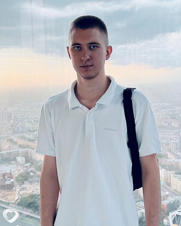 Артем, 25, Москве — анкета №1020563