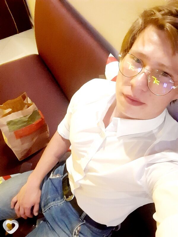Павел, 25, Санкт-Петербурге — анкета №1021376