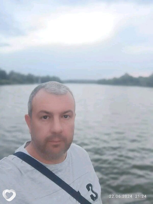 Олег, 41, Киеве — анкета №1021870