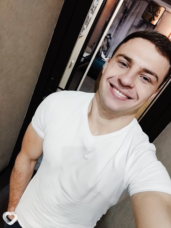 Александр, 26, Москве — анкета №1021813