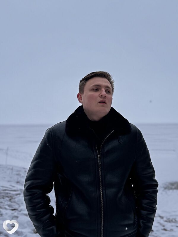 Артём, 22, Гомеле — анкета №1022643