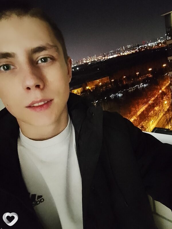 Кирилл, 23, Екатеринбурге — анкета №1023219