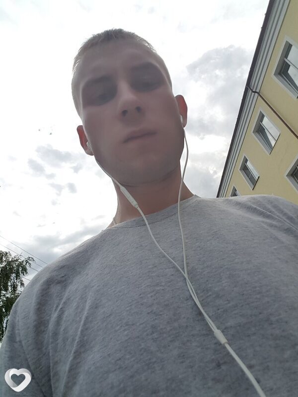 Денис, 28, Канаше — анкета №1023440