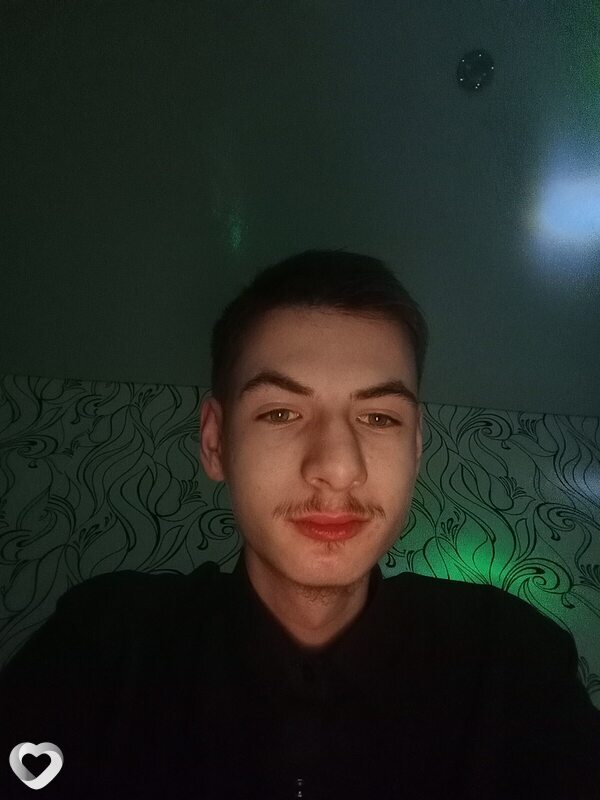 Максим, 21, Казани — анкета №1023843