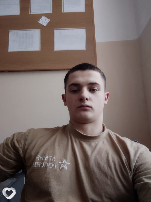 Алексей, 21, Острове — анкета №1023967