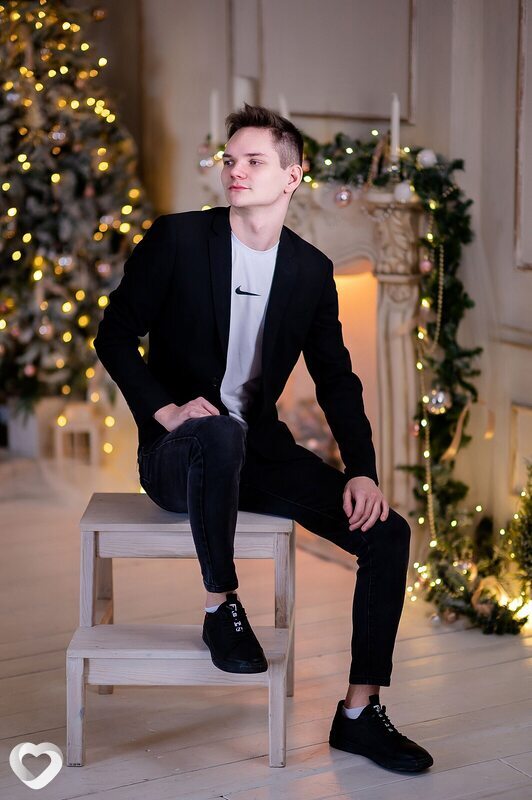Евгений, 22, Екатеринбурге — анкета №1024158
