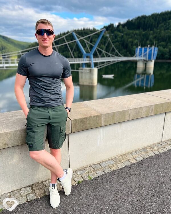 Дмитрий, 29, Ангарске — анкета №1024433