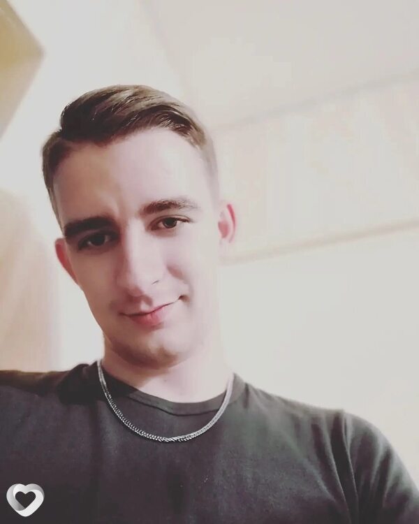 Максим, 27, Москве — анкета №1024833