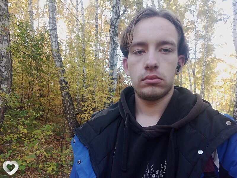 Илья, 21, Москве — анкета №1025273