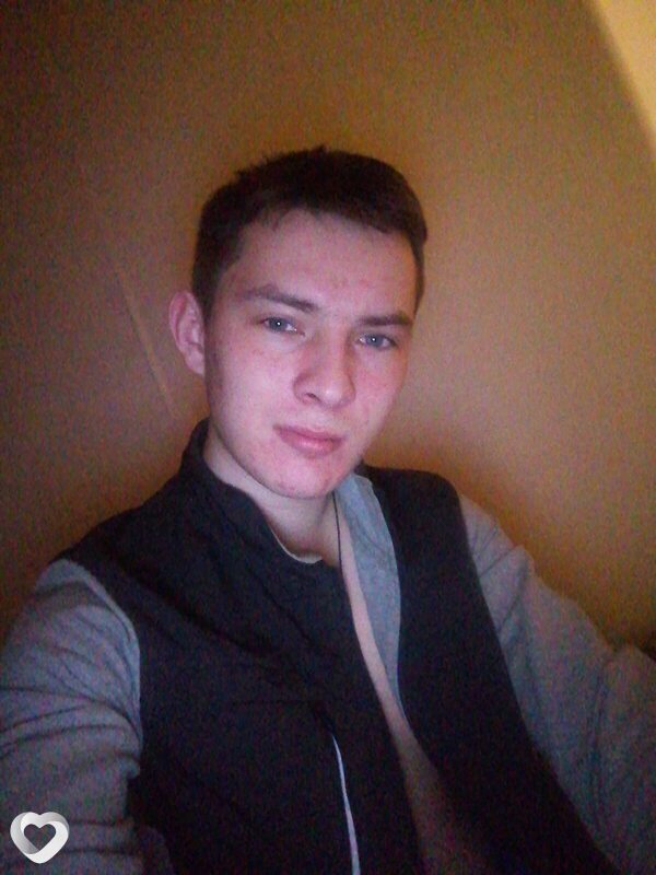 Виталий, 20, Чите — анкета №1026097