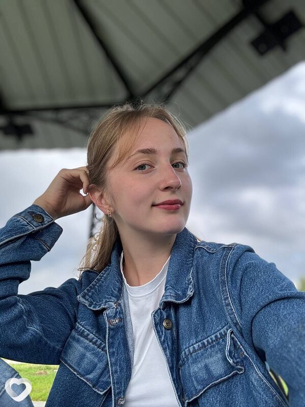 Алина, 21, Санкт-Петербурге — анкета №1026380