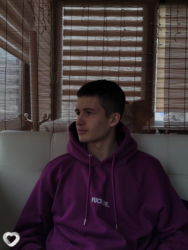 Дмитрий, 21, Белорецке — анкета №1026572
