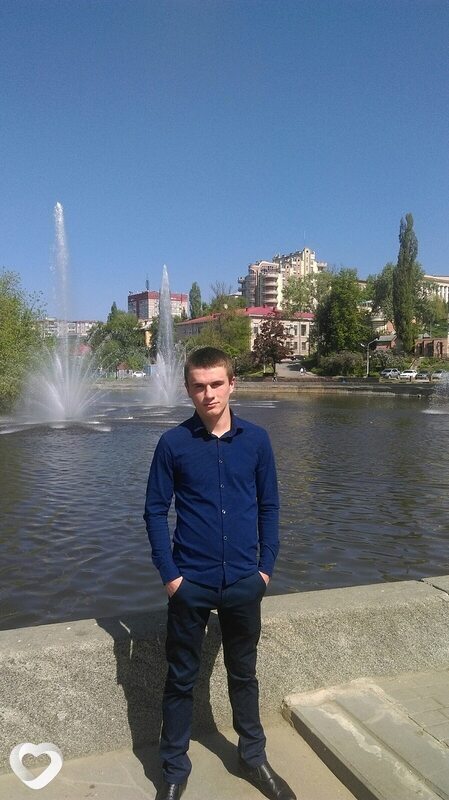 Андрей, 32, Енакиеве — анкета №1026488