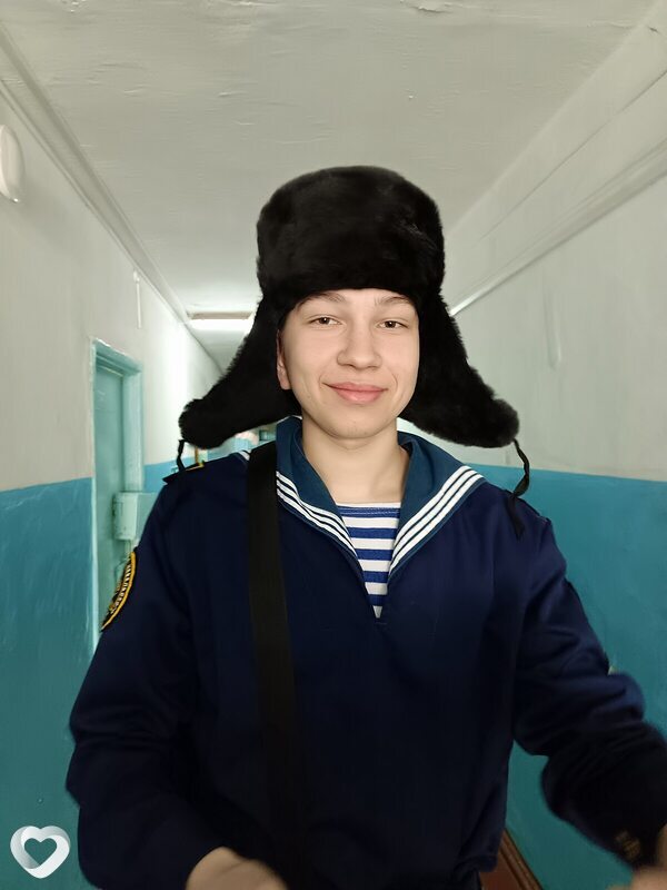 Илья, 20, Москве — анкета №1026521