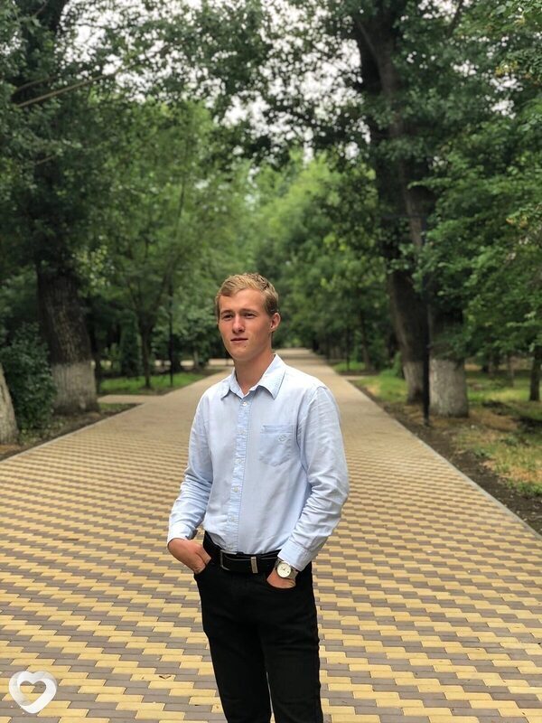 Олег, 23, Нальчике — анкета №1026744