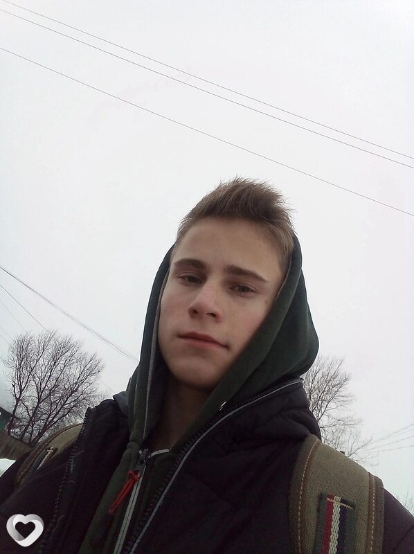 Артём, 22, Дзержинске — анкета №1028041