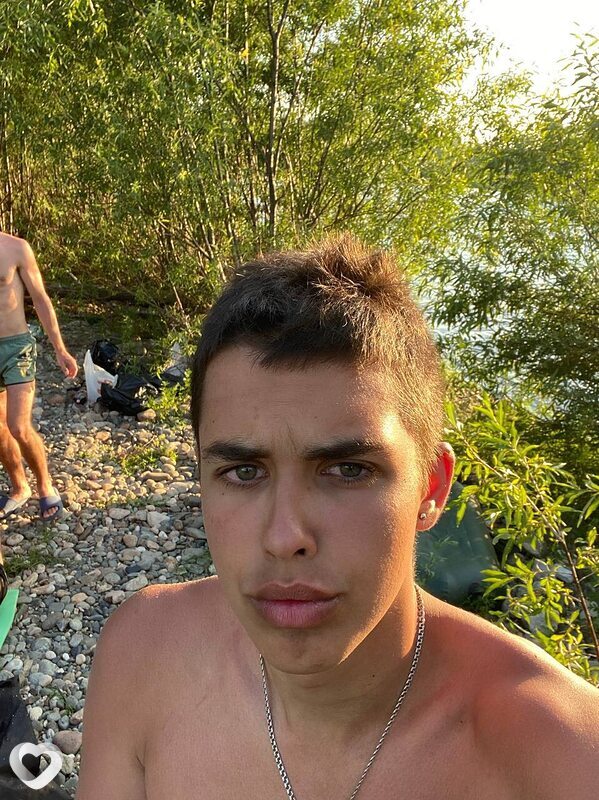 Максим, 20, Новосибирске — анкета №1028379