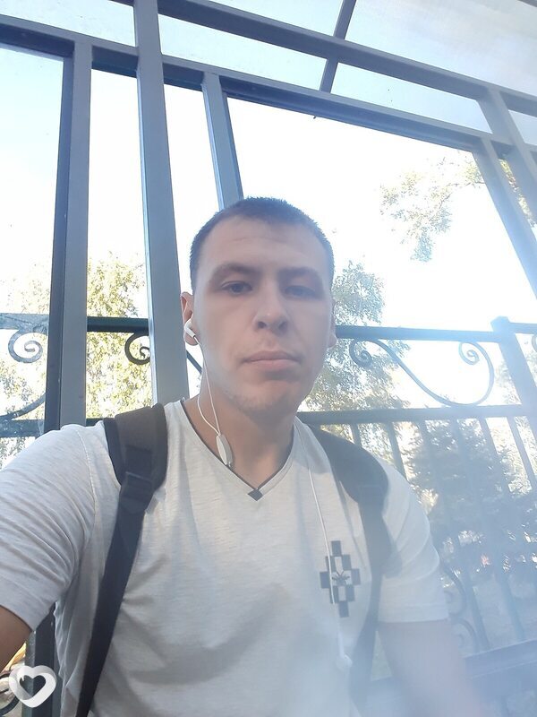 Виталий, 30, Красном Сулине — анкета №1028374