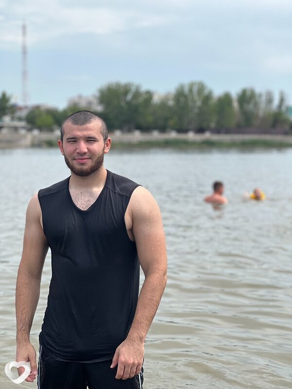 Иса, 27, Астрахани — анкета №1028875