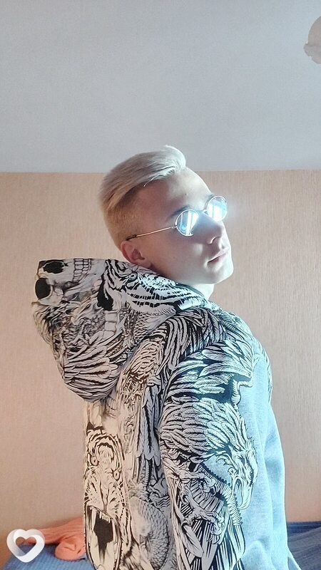 Антон, 21, Нижнем Новгороде — анкета №1029500