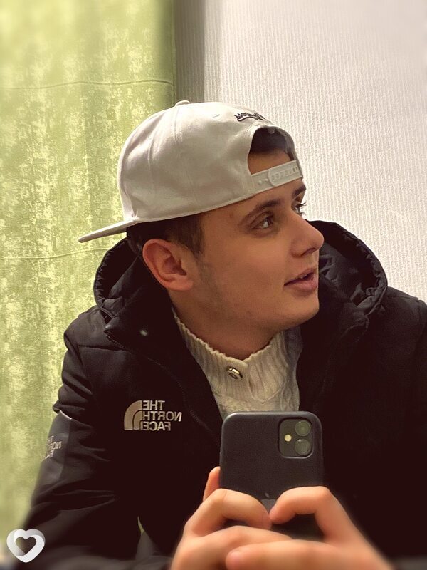 Богдан, 20, Ростове-на-Дону — анкета №1030233