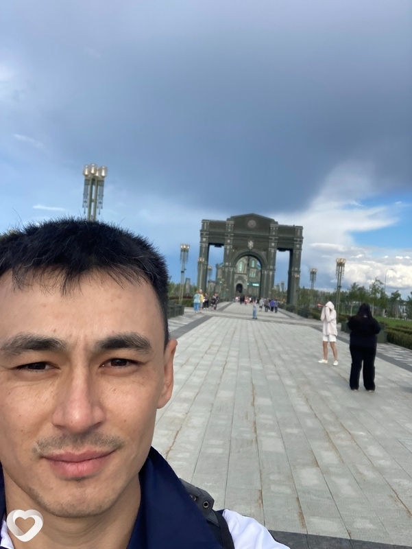 Садык, Жуков