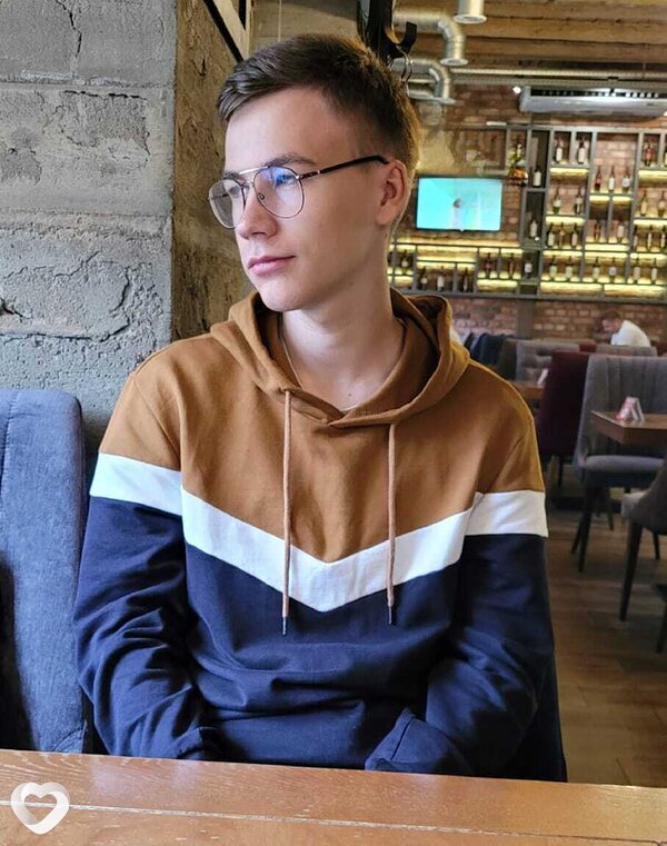 Иван, 22, Санкт-Петербурге — анкета №1031537