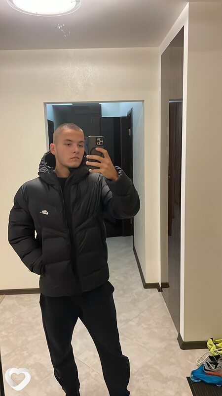 Илья, 22, Минске — анкета №1032423