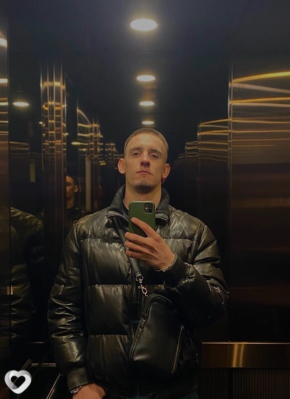Георгий, 21, Москве — анкета №1032678