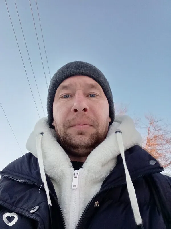 Виктор, 36, Бийске — анкета №1033507