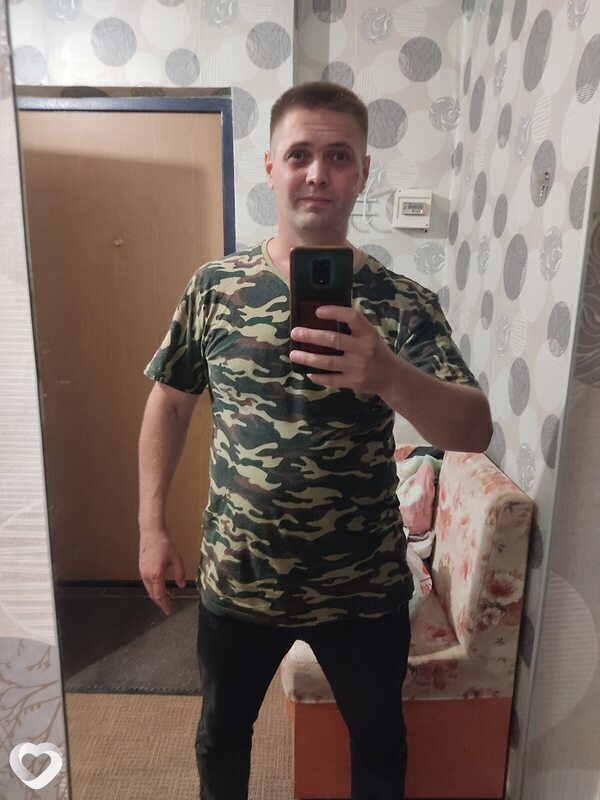 Олег, 35, Екатеринбурге — анкета №1034082