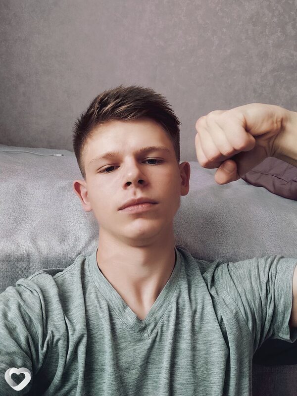 Андрей, 21, Москве — анкета №1034168