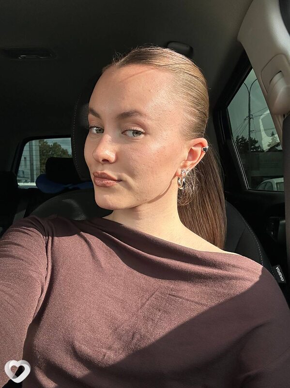 Вика, 41, Новосибирске — анкета №1034293