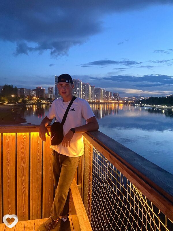Максим, 20, Тайшете — анкета №1035500