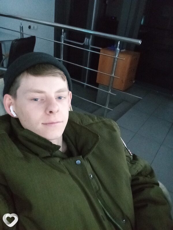 Илья, 27, Москве — анкета №1035887