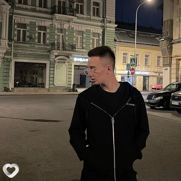 Артем, 26, Москве — анкета №1035888
