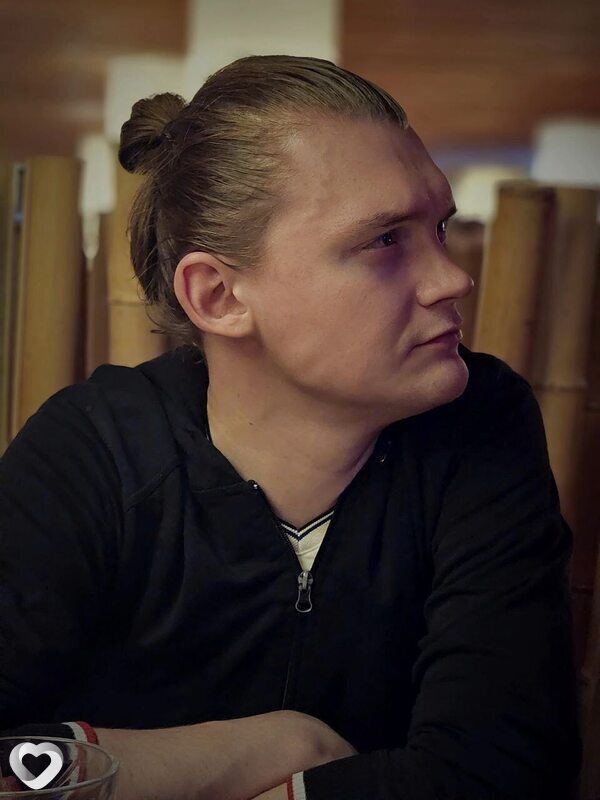 Максим, 31, Москве — анкета №1037272