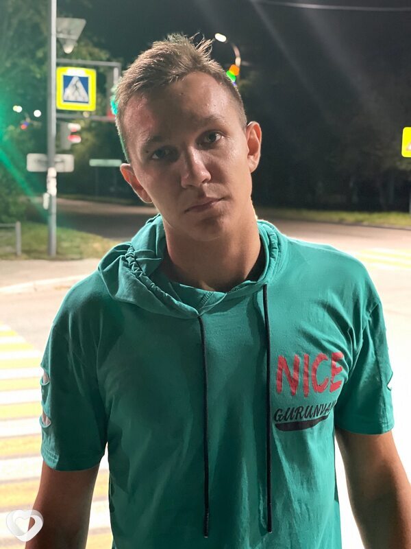 Владислав, 24, Комсомольске-на-Амуре — анкета №1037693