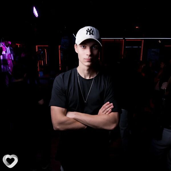 Евгений, 21, Москве — анкета №1038538