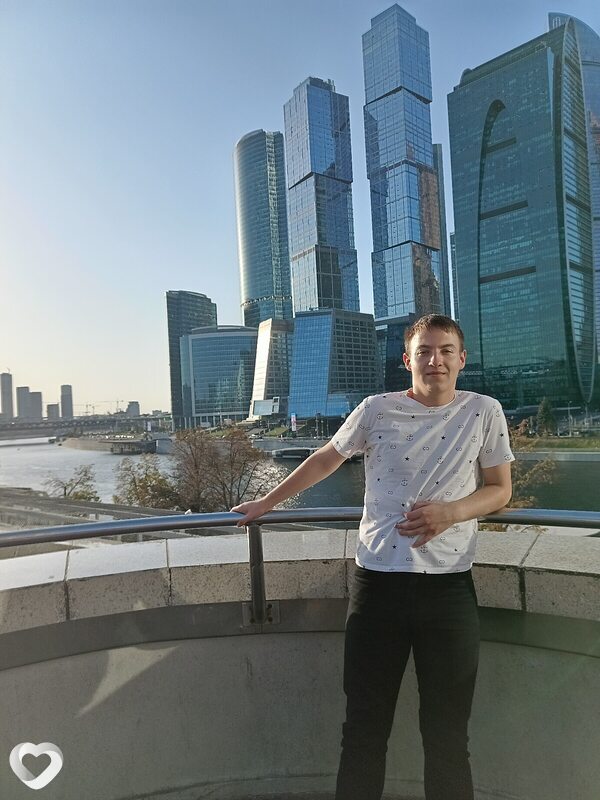 Михаил, 21, Москве — анкета №1038723