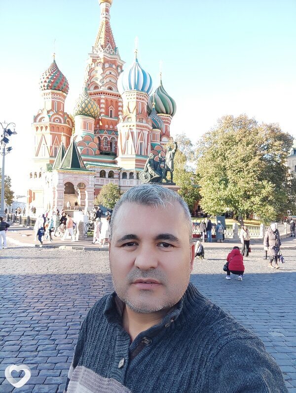 Ахмед, Свободный
