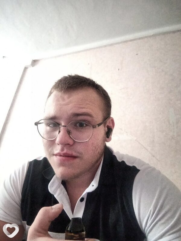 Алексей, 21, Москве — анкета №1039089
