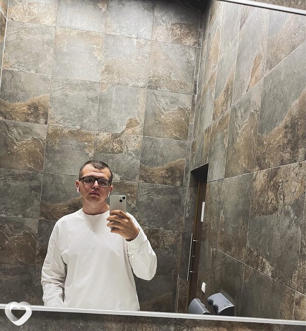 Александр, 26, Старом Осколе — анкета №1039511