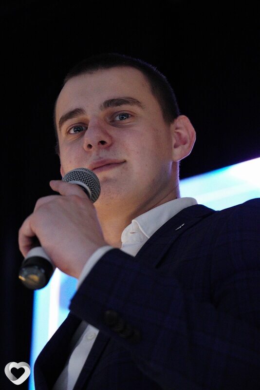 Антон, 22, Москве — анкета №1041574