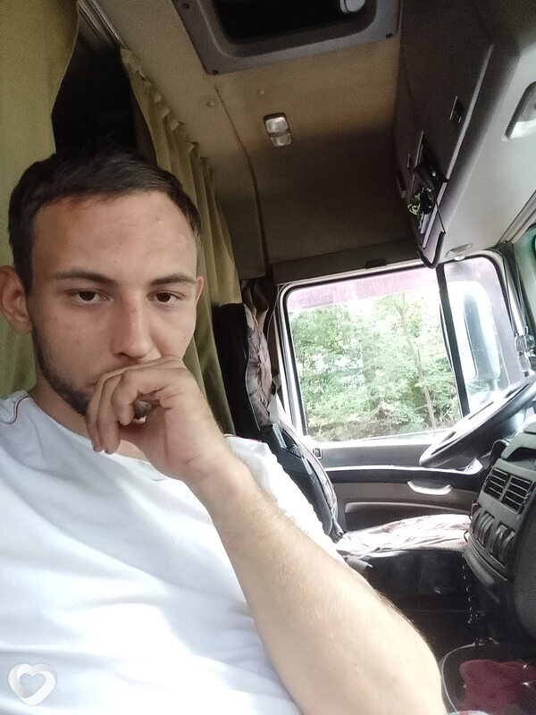 Рустам, 25, Санкт-Петербурге — анкета №1041720