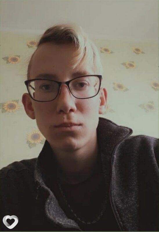Илья, 23, Солигорске — анкета №1041794
