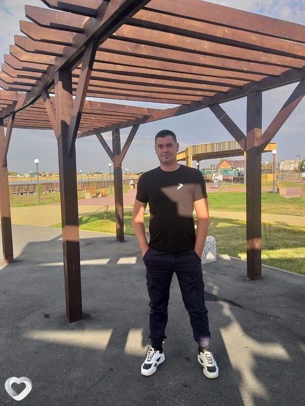 Виталий, 28, Архангельске — анкета №1042238